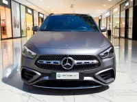 Usata Mercedes GLA180 AMG Line Premium 116 CV (85 kW) 2024 Grigio SUV