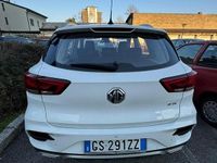 Usata MG ZS 106 CV (77 kW) 2024 Bianco Berlina
