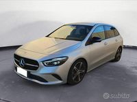 Usata Mercedes B180 AMG line 116 CV (85 kW) 2023 Argento Monovolume