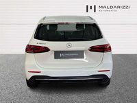 Usata Mercedes B180 116 CV (85 kW) 2019 Bianco polare Monovolume