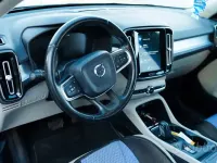 Usata Volvo XC40 190 CV (139 kW) 2018 Grigio SUV