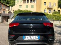 Usata VW T-Roc 116 CV (85 kW) 2019 Nero SUV