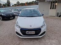 Usata Peugeot 208 Access 67 CV (49 kW) 2016 Bianco Utilitaria
