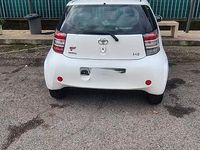 Occasion Toyota iQ 68 ch (50 kW) 2010 Blanc Citadine