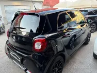 Usata Smart ForFour Superpassion 90 CV (66 kW) 2019 Nero Utilitaria