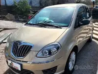 Usata Lancia Musa 95 CV (69 kW) 2012 Beige Monovolume