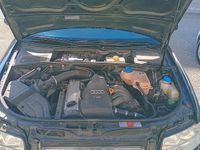 Usata Audi A4 102 CV (75 kW) 2004 Blu Berlina