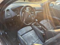 Usata BMW 118 Sport Line 122 CV (89 kW) 2005 Grigio Utilitaria