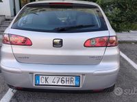 Usata Seat Ibiza 101 CV (74 kW) 2003 Grigio Berlina