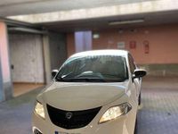 Usata Lancia Ypsilon S 69 CV (50 kW) 2019 Bianco Utilitaria