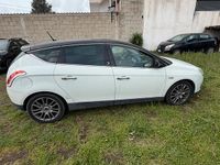Usata Lancia Delta 120 CV (88 kW) 2014 Utilitaria