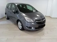 Usata Opel Meriva 120 CV (88 kW) 2017 Grigio Monovolume