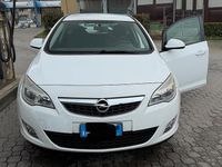Usata Opel Astra 2011 Bianco Station wagon