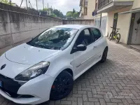 Usata Renault Clio IV R.S. 203 CV (149 kW) 2012 Bianco Berlina