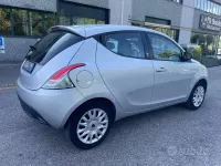 Usata Lancia Ypsilon 69 CV (50 kW) 2013 Grigio Utilitaria