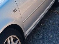 Usata VW Golf IV 105 CV (77 kW) 2001 Grigio Berlina