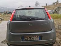 Usata Fiat Grande Punto Dynamic 77 CV (56 kW) 2009 Grigio Utilitaria