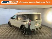 Usata Ford Tourneo Courier 125 CV (91 kW) 2024 Grigio Monovolume