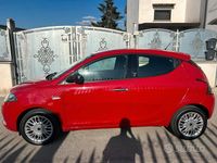 Gebraucht Lancia Ypsilon Gold 69 PS (50 kW) 2017 Rot Kleinwagen