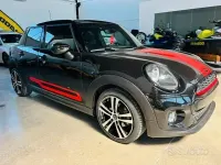 Usata Mini ONE 102 CV (75 kW) 2019 Nero Utilitaria