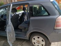 usata Opel Zafira a Metano