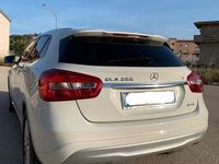 Usata Mercedes GLA200 109 CV (80 kW) 2016 Bianco SUV