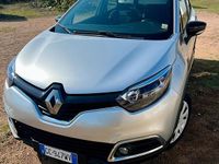 Usata Renault Captur 90 CV (66 kW) 2017 Grigio SUV