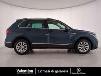 Usata VW Tiguan Life 150 CV (110 kW) 2023 Blu/azzurro SUV