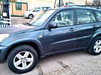 Second-hand Toyota RAV4 Sol 116 CP (85 kW) 2005 Gri SUV