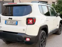 Usata Jeep Renegade Limited 140 CV (102 kW) 2017 Bianco SUV