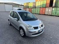 Usata Renault Modus Dynamique 75 CV (55 kW) 2008 Argento Monovolume