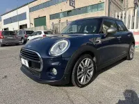 Usata Mini Cooper D 116 CV (85 kW) 2018 Bluazzurro Utilitaria