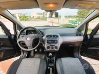 Usata Fiat Grande Punto 75 CV (55 kW) 2011 Grigio Utilitaria