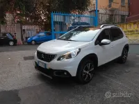 Usata Peugeot 2008 Allure 120 CV (88 kW) 2016 Bianco SUV