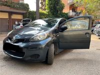 Usata Toyota Aygo 2011 Grigio Utilitaria