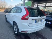 Usata Volvo XC60 R-Design Kinetic 203 CV (149 kW) 2014 Bianco SUV