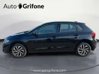 Usata VW Polo Life 90 CV (66 kW) 2023 Nero Utilitaria