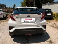 Usata Toyota C-HR 97 CV (71 kW) 2019 Bianco SUV