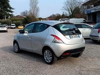 Usata Lancia Ypsilon Silver 69 CV (50 kW) 2012 Grigio Utilitaria
