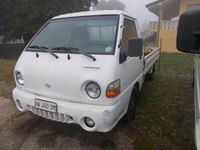 usata Hyundai H 100 CASSONE CON RUOTE GEMMELLATE