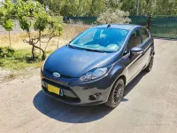 Usata Ford Fiesta 2010 Grigio Berlina