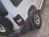 Usata Mitsubishi Pajero 111 CV (81 kW) 1997 Bianco SUV