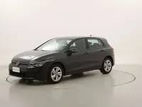 Usata VW Golf VIII Life 131 CV (96 kW) 2023 Grigio Berlina