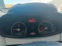 Usata Ford Fiesta 70 CV (51 kW) 2009 Grigio Utilitaria