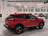 Usata Peugeot 2008 Allure 101 CV (74 kW) 2024 Rosso SUV