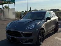 Usata Porsche Cayenne 245 CV (180 kW) 2012 Grigio SUV
