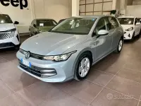 Usata VW Golf VIII Edition 116 CV (85 kW) 2025 Grigio Berlina