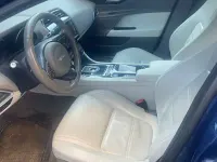 Usata Jaguar XE Prestige 179 CV (131 kW) 2018 Blu/azzurro Berlina