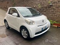 Usata Toyota iQ 98 CV (72 kW) 2009 Bianco Utilitaria