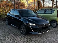 Usata Peugeot 208 Allure 100 kW (136 CV) 2021 Nero Utilitaria